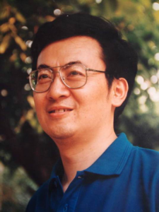 周星（教授）：国务院学位委员会第五、六届艺术学科评议组成员，教育部高校戏剧与影视学类专业教学指导委员会主任，全国艺术专业学位研究生教育指导委员会副主任，北京师范大学艺术与传媒学院原院长、博士生导师